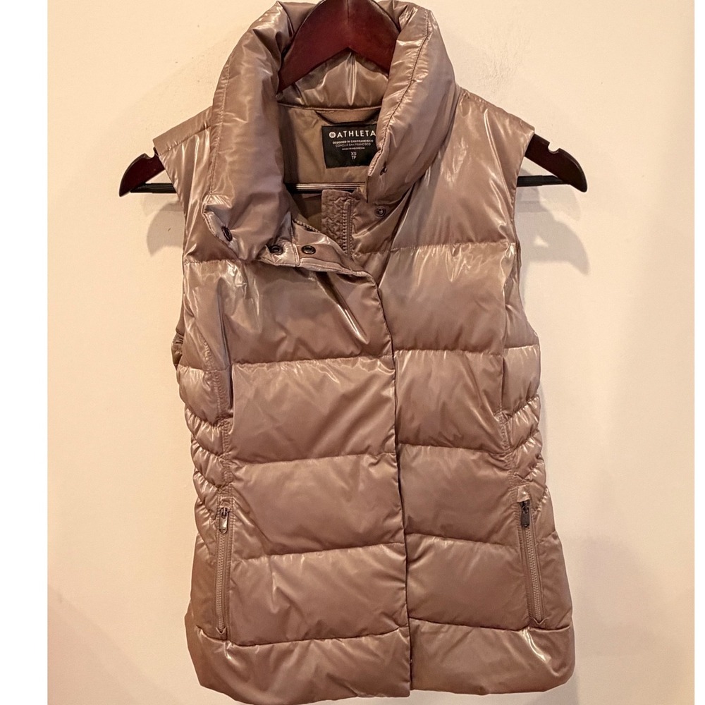 Athleta Downtown Vestβ Metallic Taupe Bronze Puffer Down Insulated XS 793250-00